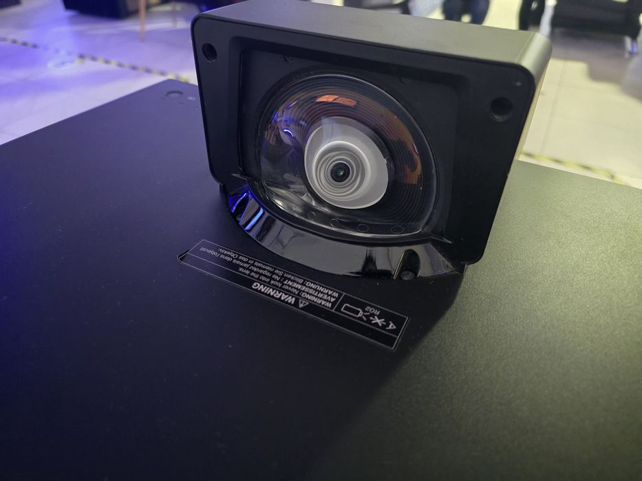 Лазерный проектор Epson EH-LS500