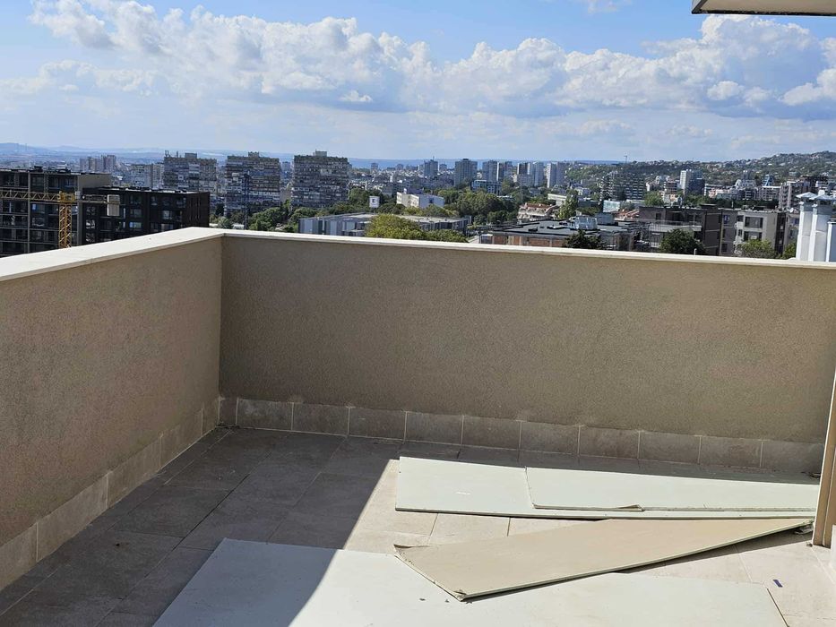 Продава се Тристаен апартамент в Варна, Бриз - 107 кв.м за 1335 €/кв.м - Снимка #11