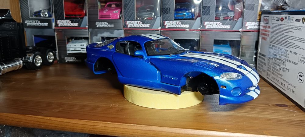 Dodge viper gts maisto