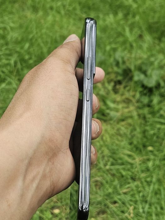 Samsung s22.  5G 256GB