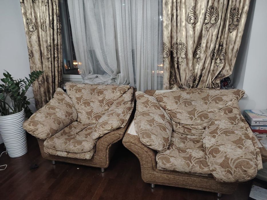 Диван и 2 кресла