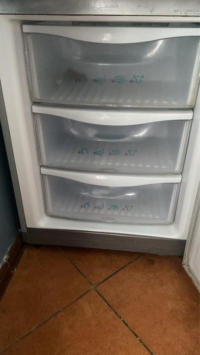Продам холодильник срочно
