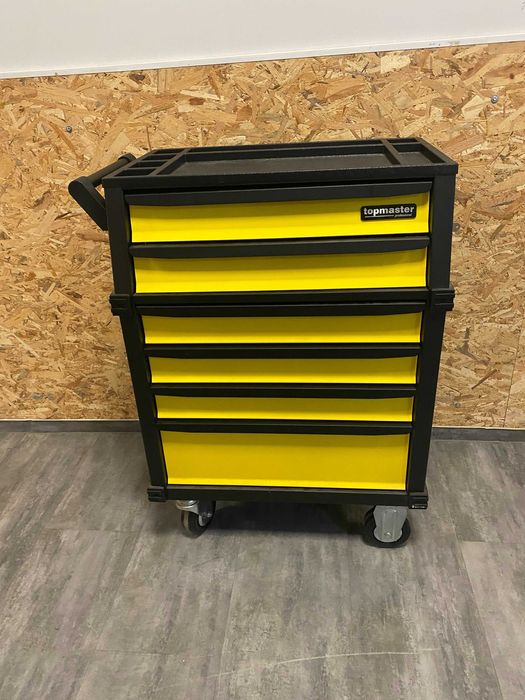 Бормашина ударна безч. 20V 2-ск. 2х4Ah 155Nm куфар/	Количка за инструм