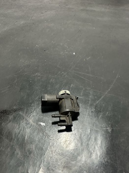 Electrovalva supapa vacuum Audi A6 C6 2.7 TDI 3.0 TDI V6 ASB BMK BNG