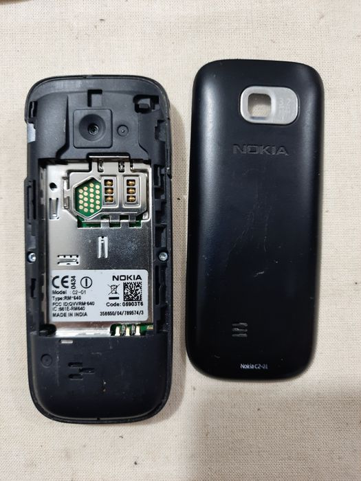 Продаю Nokia C2  в рабочем состоянии