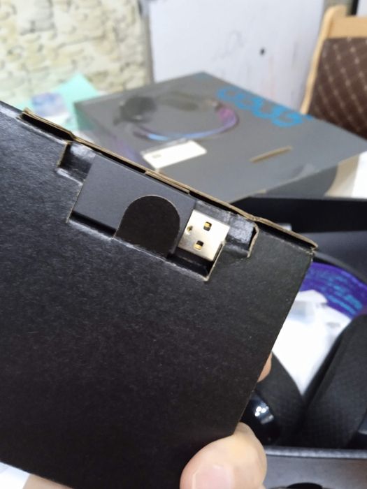 Наушники игровые Logitech новые 45000