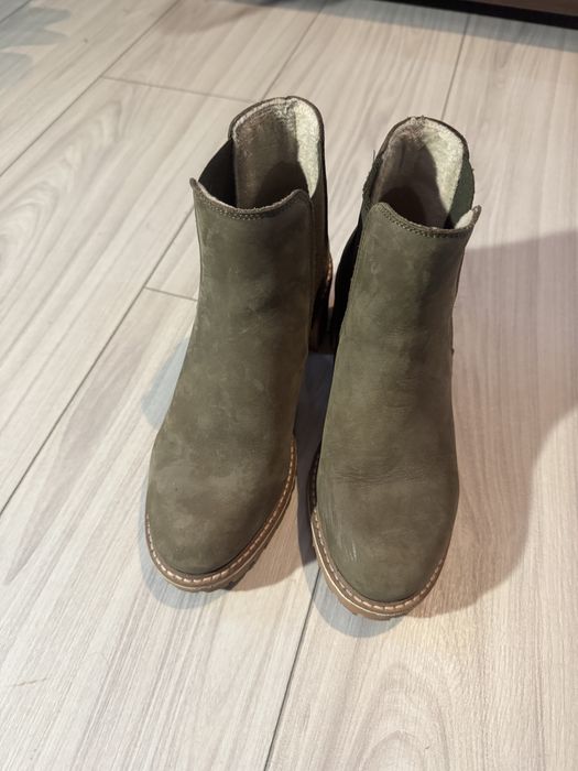 Ghete Tamaris marimea 37