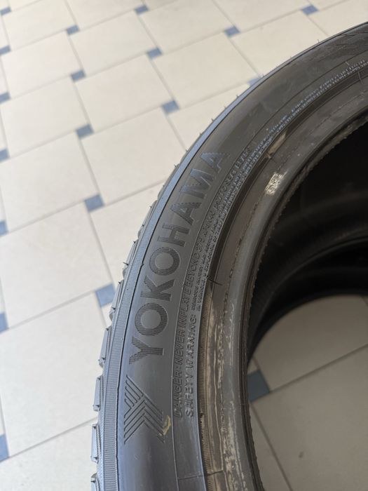 Yokohama 275 40 20 315 35 20
