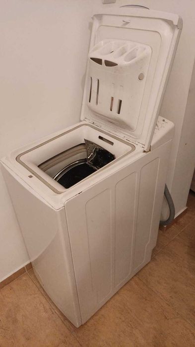 Пералня Whirlpool AWT 5088/4 в много добро състояние