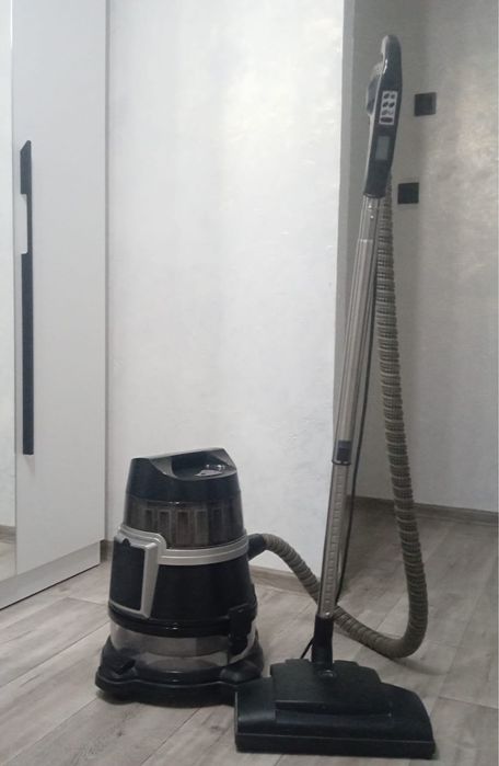 Моющий пылесос Roboclean 114F