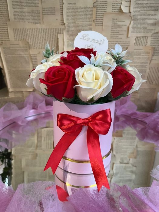 Aranjamente trandafiri de sapun flori cadouri buchete