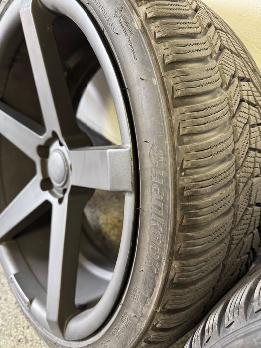 Джанти 20’ 5х112 със зимни гуми Hankook