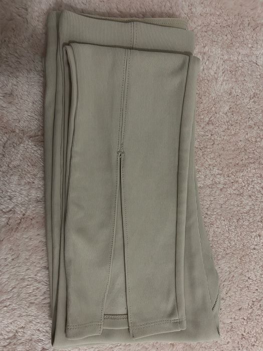 Панталон Stradivarius – размер M | Отлично състояние