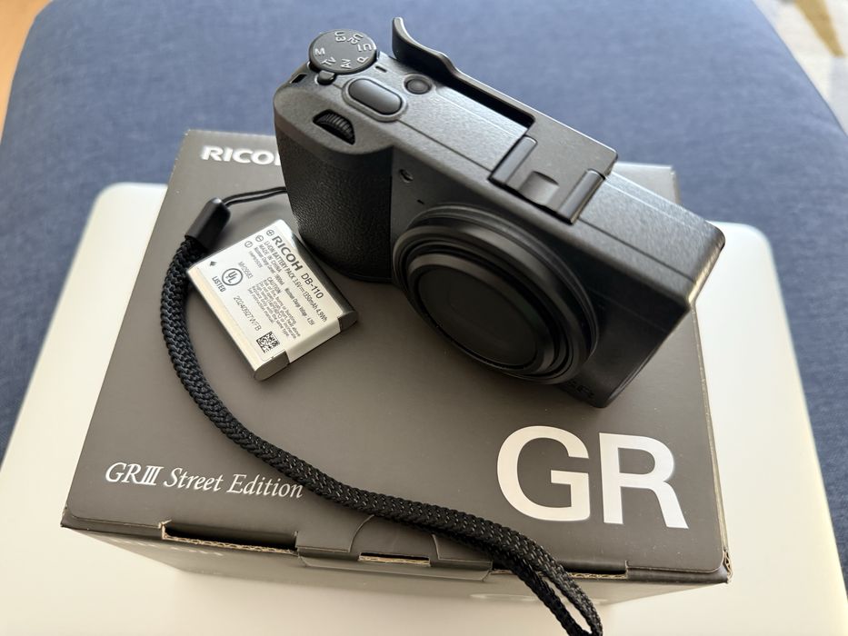 Ricoh GR 3. Camera foto Ricoh.