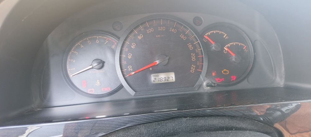Lacetti 2011 mator turbina qilingan 1.8