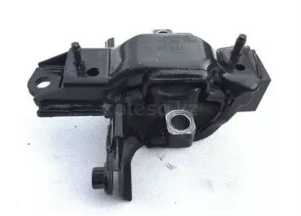 Подушка двигателя Volkswagen Polo (10-18)