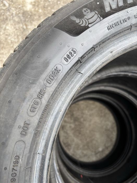 Michelin 225/55/17 летни гуми дот : 0923