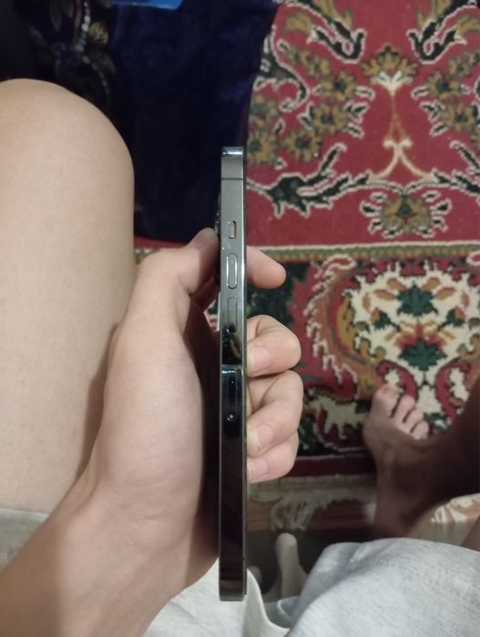 Продаю iphone 13 pro графитовый цвет