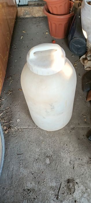 Продам канистру ёмкость для воды