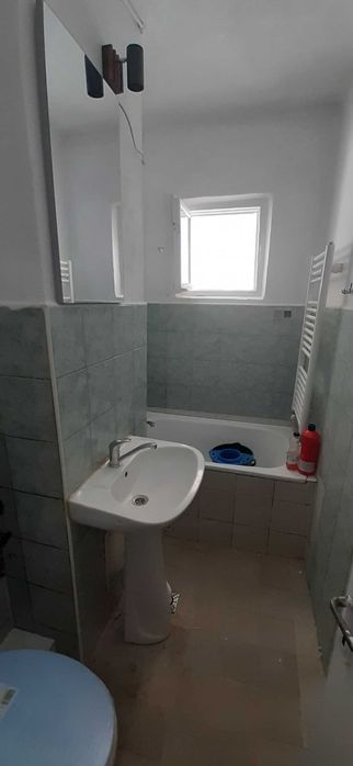 Inchiriez garsoniera micro 4 govandar