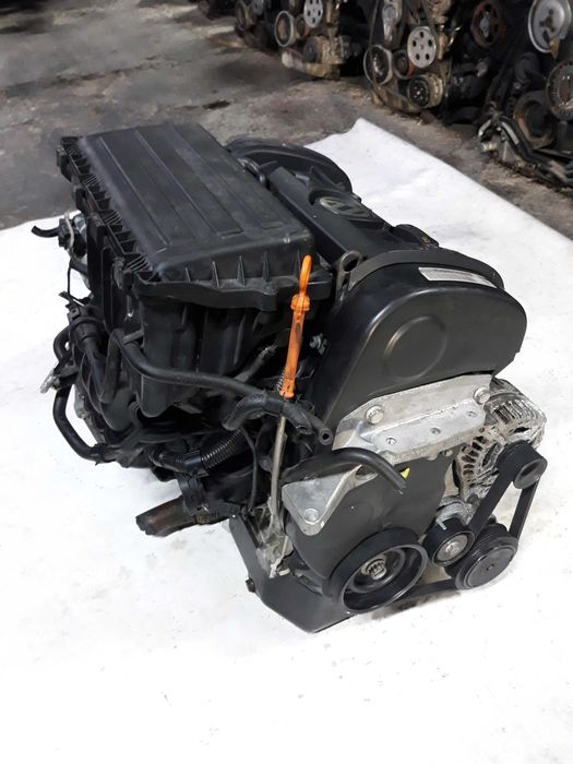 Двигатель Volkswagen BUD 1.4