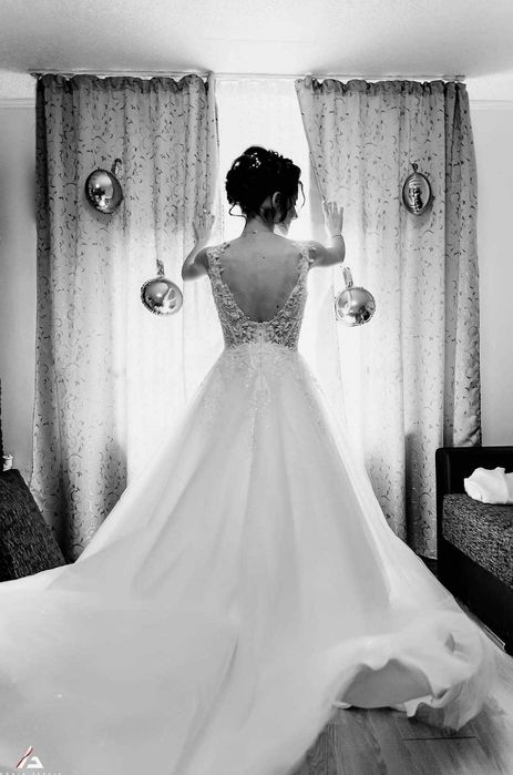 Vand rochie de mireasa