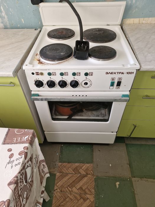 Отдам бесплатно (ванну, электролиту)