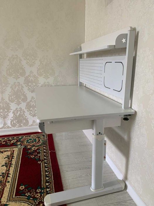 Компьютерный стол 120х60x75