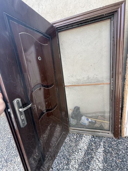 Дверь входная Металическая