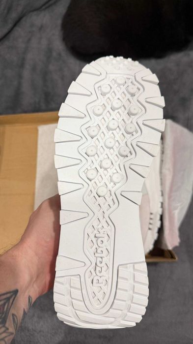 Reebok кроссовки