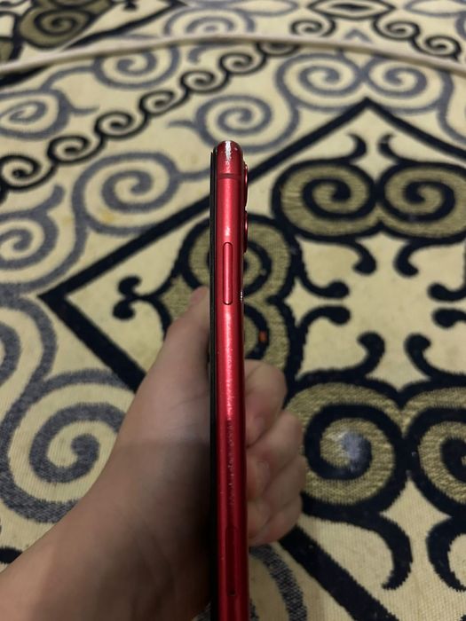 iPhone 11 RED цвет