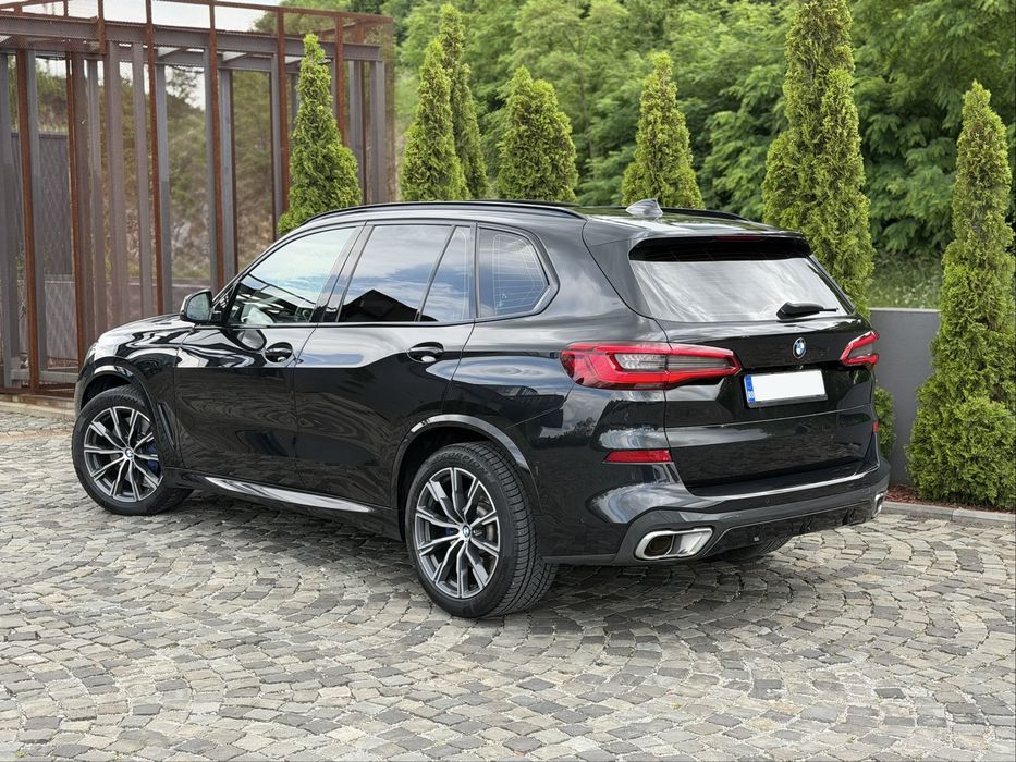 BMW X5 xDrive40i M-Sport/Pano/H&K/Cristal/FullOptions Schimb-Variante
