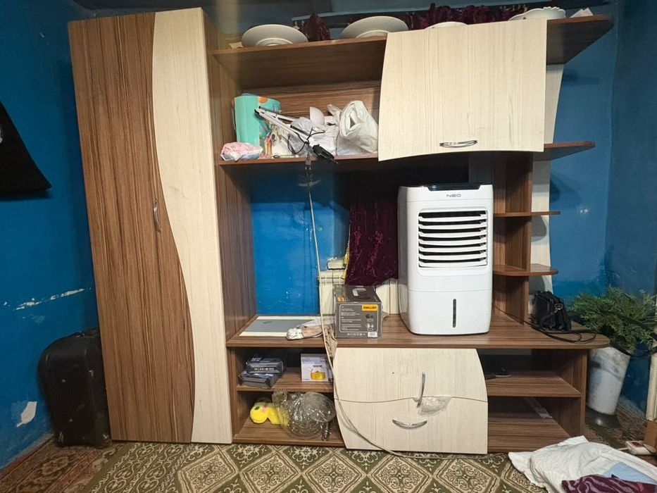 Продам стенку в хорошем состоянии
