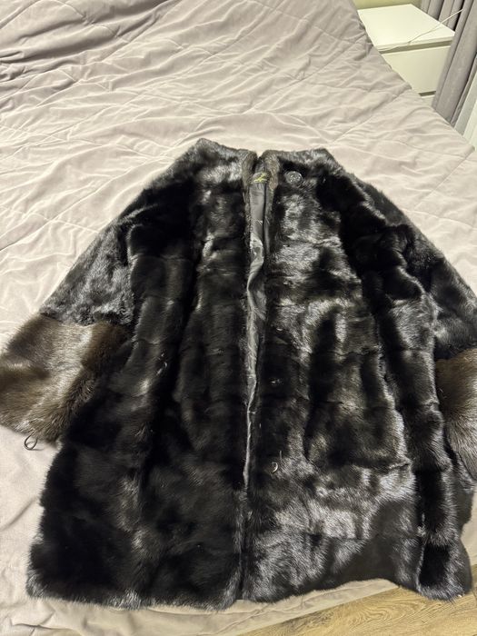 Продам норковую шубу