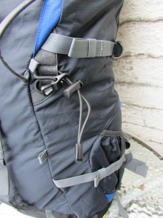 Туристическа раница Gelert Beyond Impact 35 L