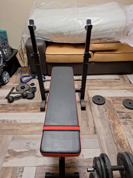 Сгъваема лежанка с регулиране на височината и ъгала