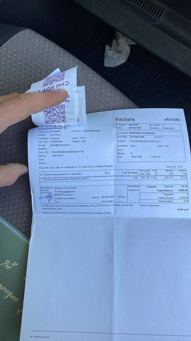 Ofer spre vânzare canapea nouă