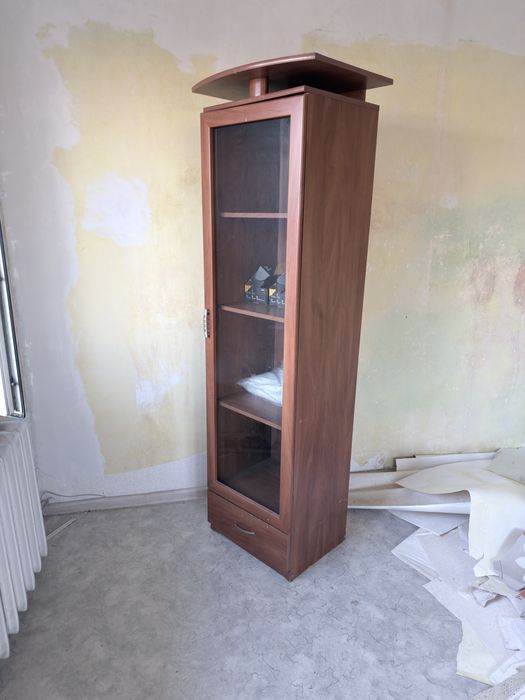 Отдадим шкаф пенал бесплатно