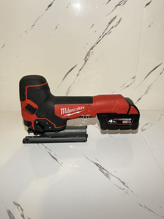 Fierastrau Pendular Milwaukee M18 FBJS