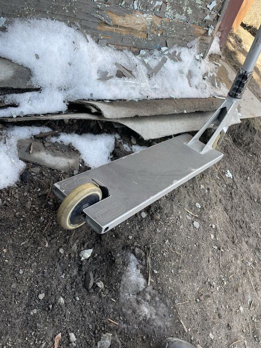 Трюковой самокат