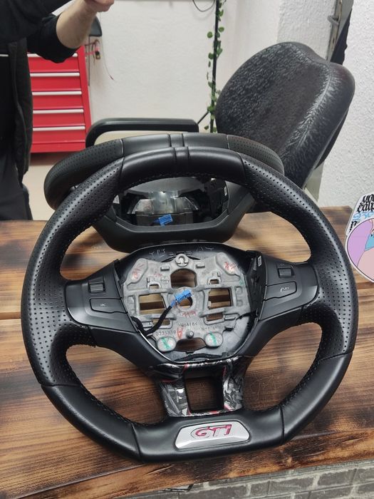 GTI волан Peugeot