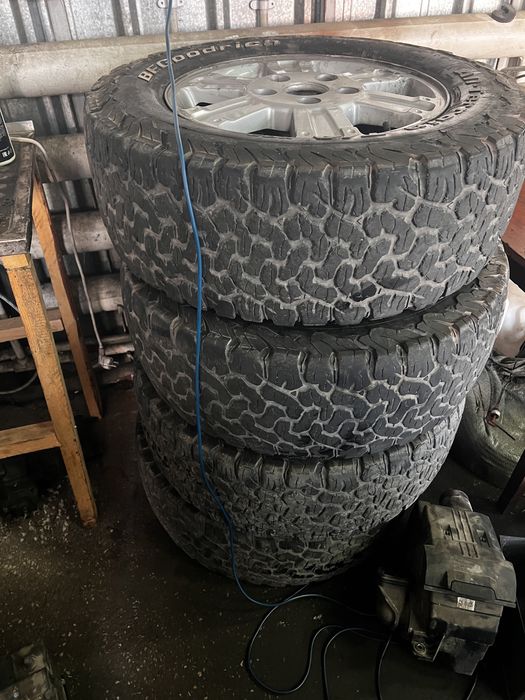 Продам диски с резиной