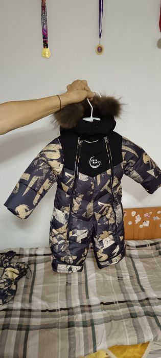 Продам детский комбинезон