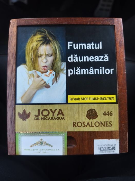 Trabucuri Joya de Nicaragua Rosalones 446 si Davidoff Primeros