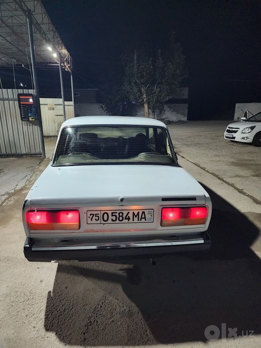 Jiguli vaz 2107.