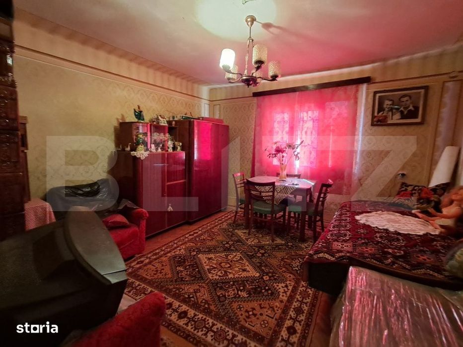 Proprietate cu potential: casa batraneasca + teren 386 mp in Sangeorgi