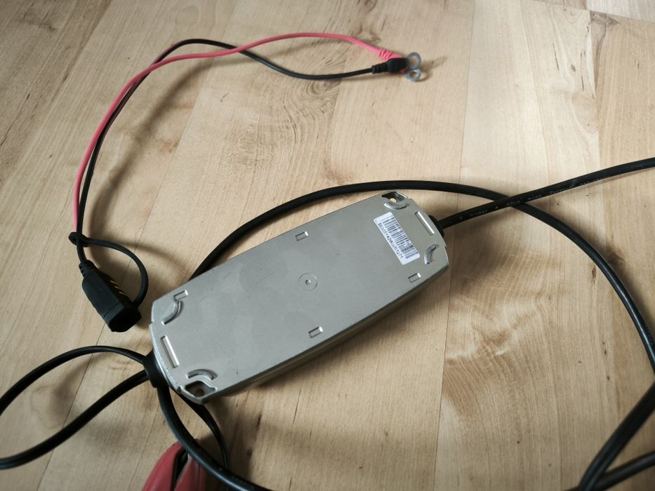 Зарядно устройство  за автомобилни акумулатори  CTEK MXS 5.0