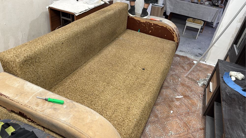 Диван в хорошем состоянием