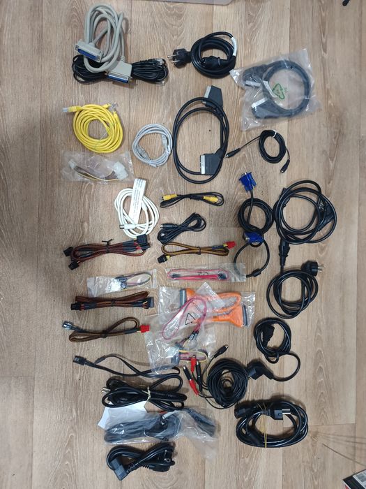 Lot cabluri pc audio video  noi