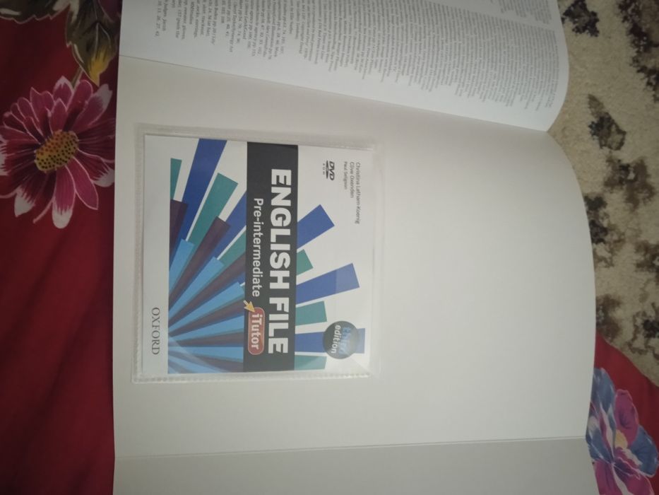 Книга Oxford с рабочей тетрадью и дисками